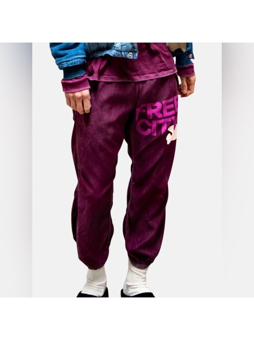 FREECITY UNISEX  MATTE/SATIN AIRJUMP PANT DEEPLOVE W/ ZIP AT HEM SZ LARGE